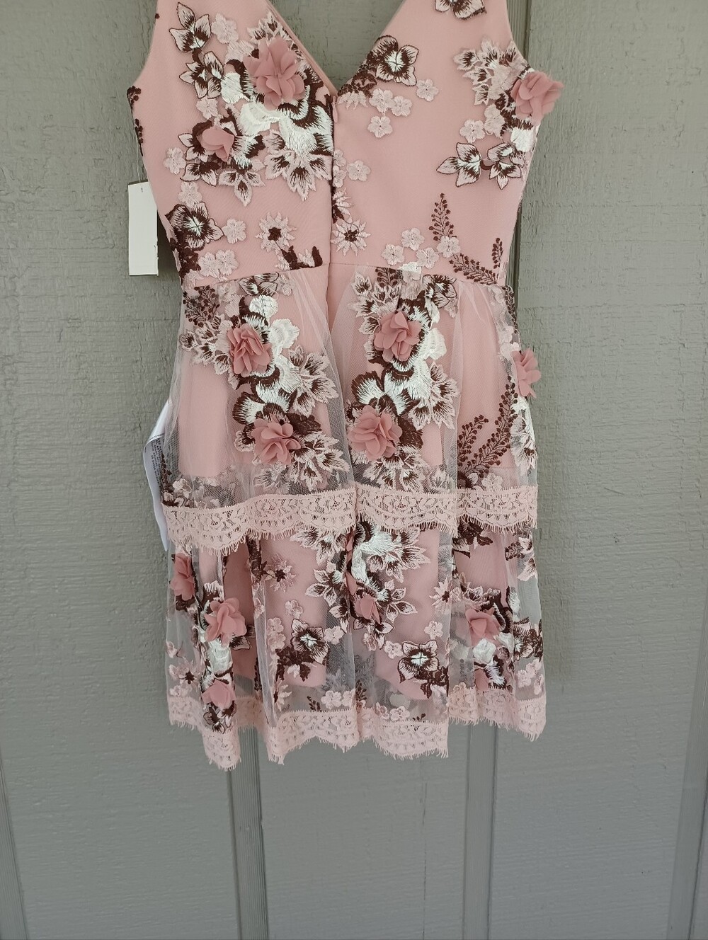 Dress The Population Nellie Floral Embroidered Dress Size S Wedding Guest V Neck - Picture 11 of 14